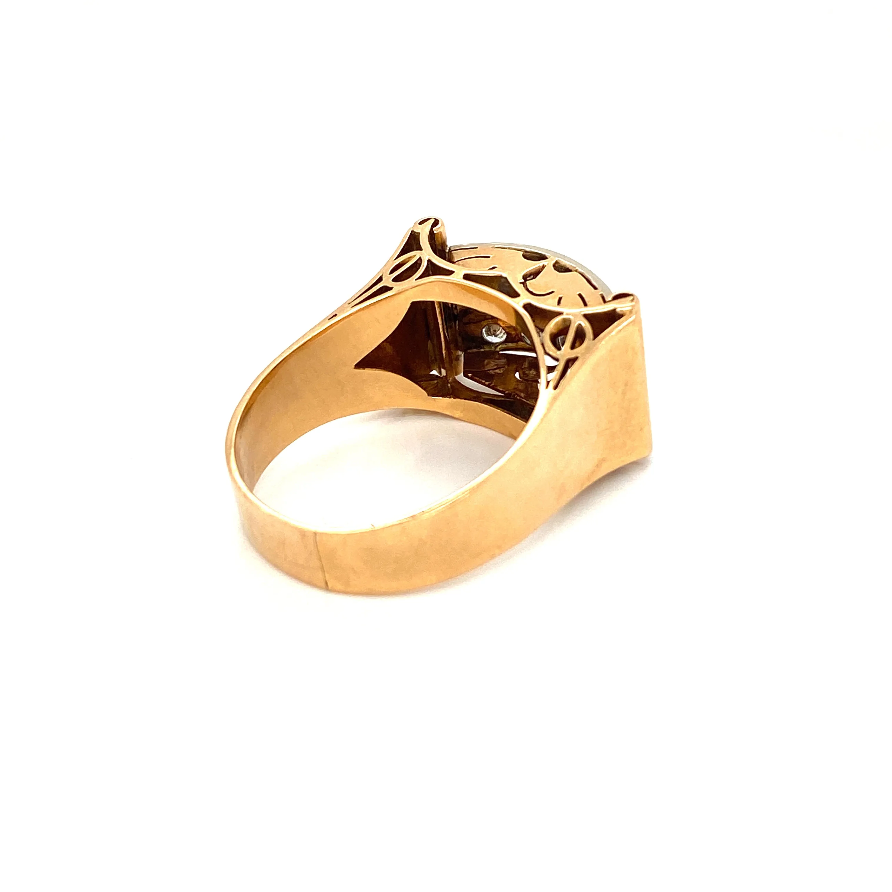 Art Deco 1.50 Carat Diamond Gold Band Ring