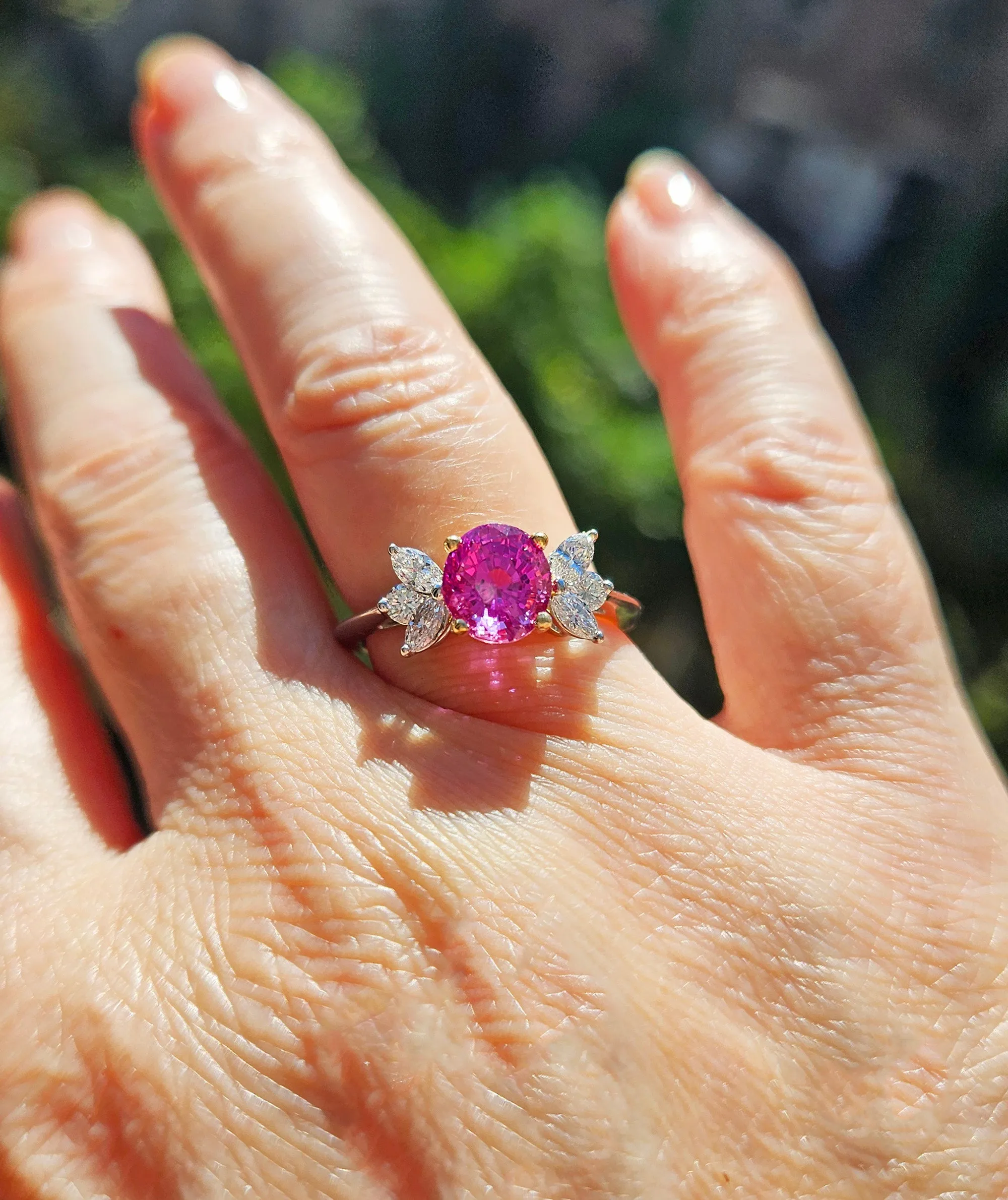 GIA Vintage TIFFANY & Co 2.60ctw Pink Sapphire and Diamond Platinum Ring