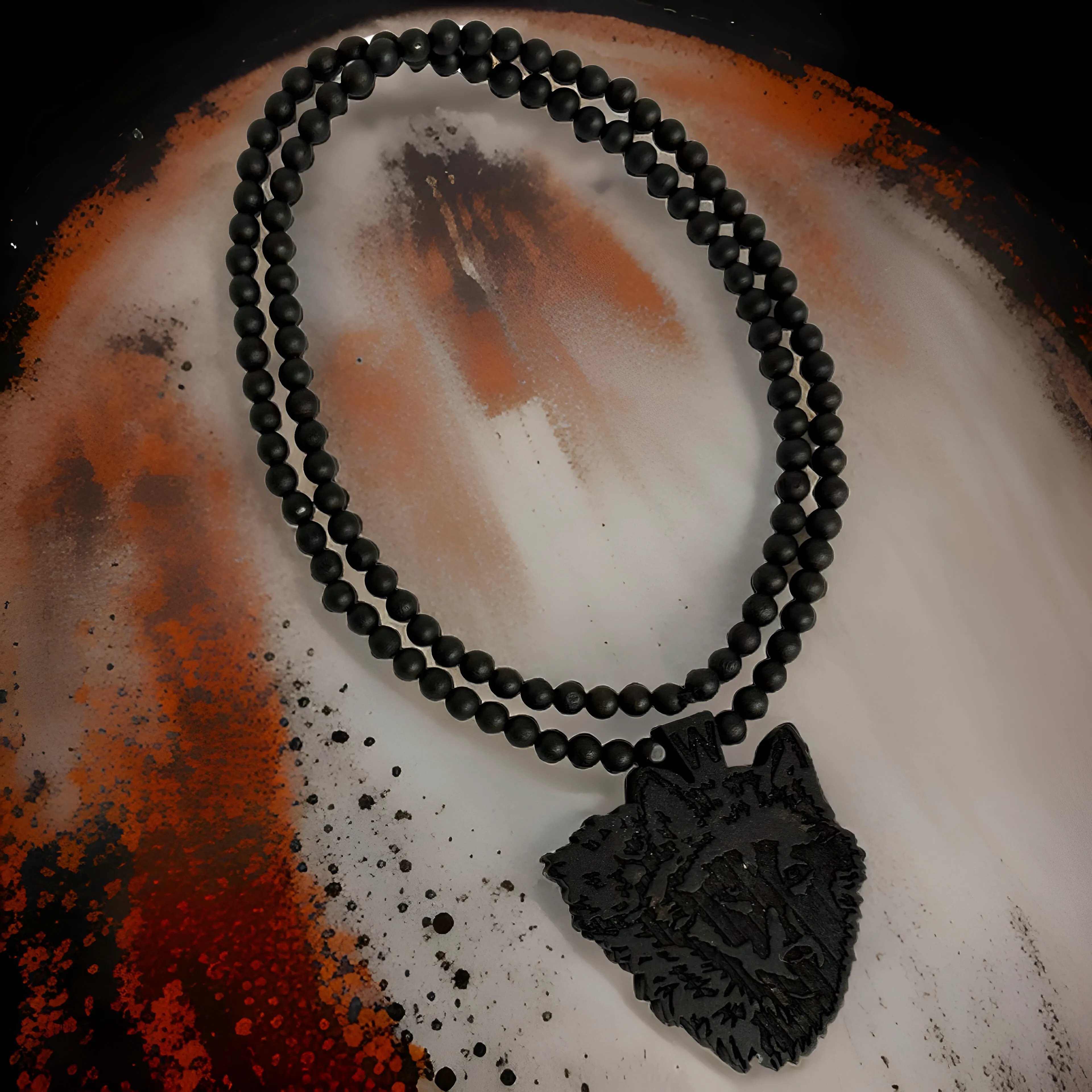 *<WOOD BEADED NECKLACE & PENDANT SET>* *WOLF* (BLACK)