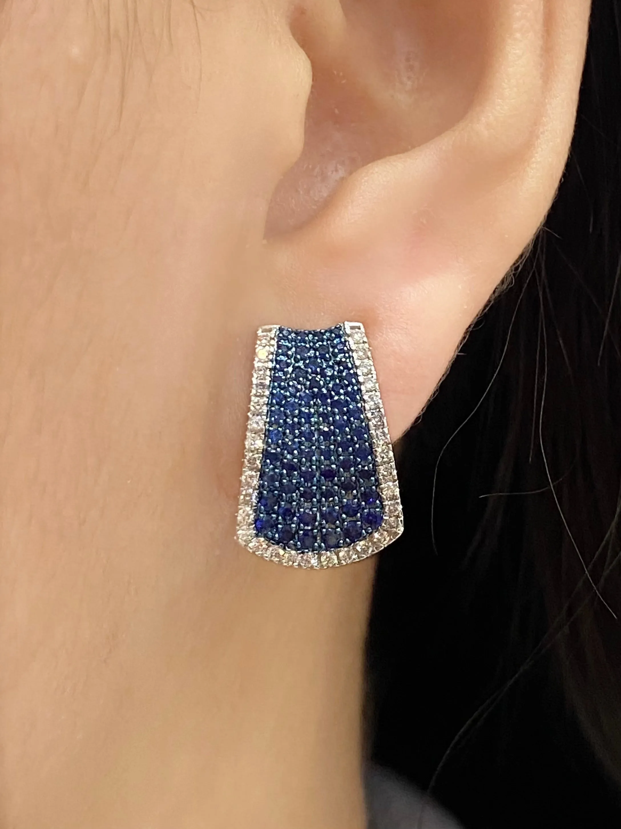 #LVNA2024 | Blue Sapphire Paved Diamond Earrings 18kt