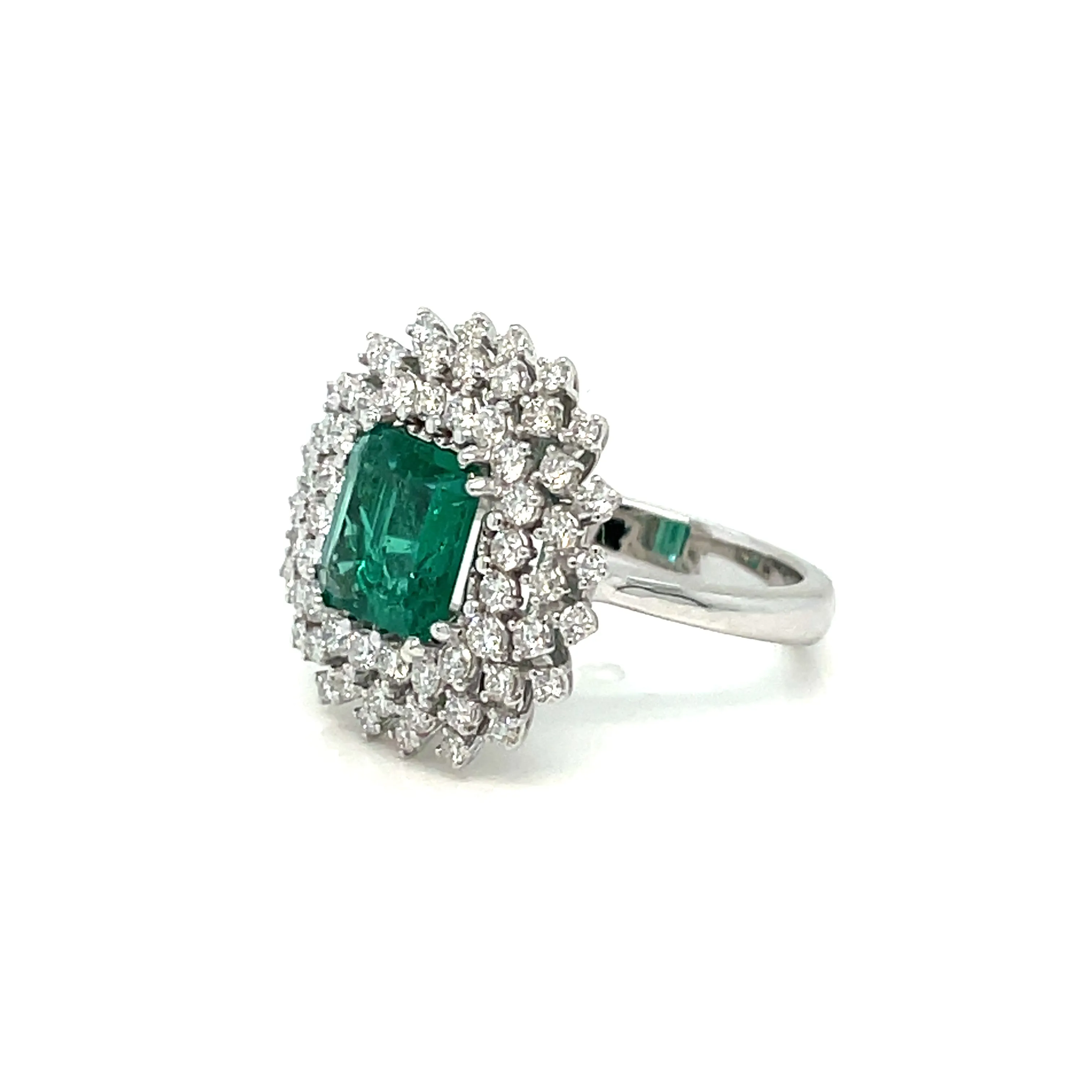 Vintage Colombian Emerald Diamond Gold Cluster Ring