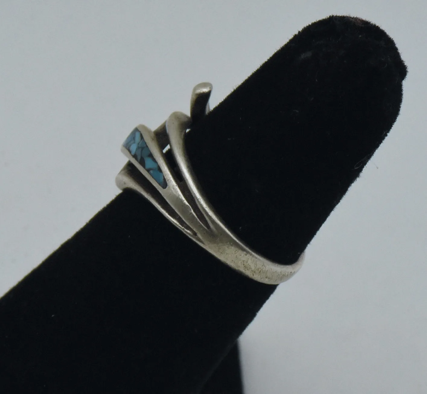 Vintage Sterling Silver Modern Design Bypass Ring - Size 4